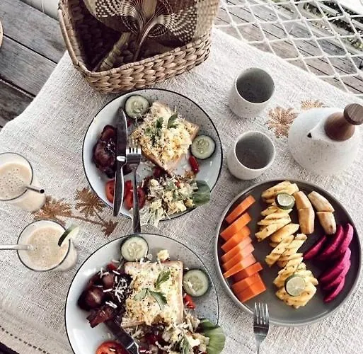 Deeksha Uluwatu (Bali)